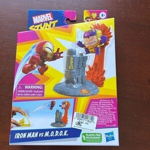 Marvel Stunt Squad Iron Man vs MODOK